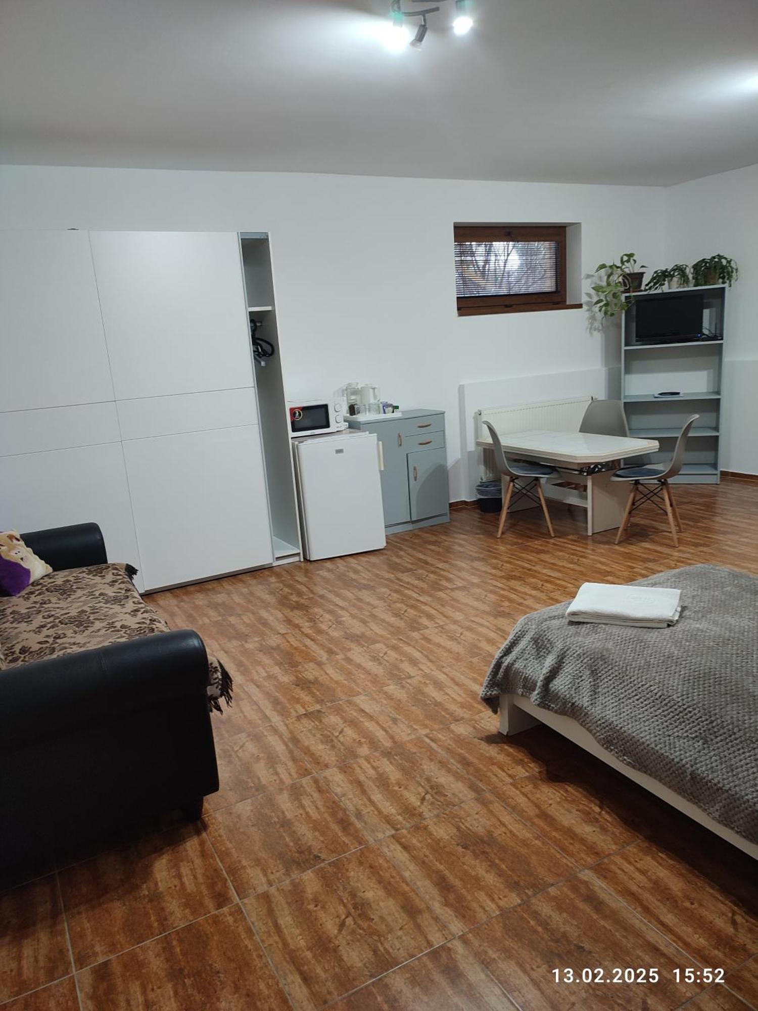 Villa Homestay Nad Helmrovkou Praag Buitenkant foto