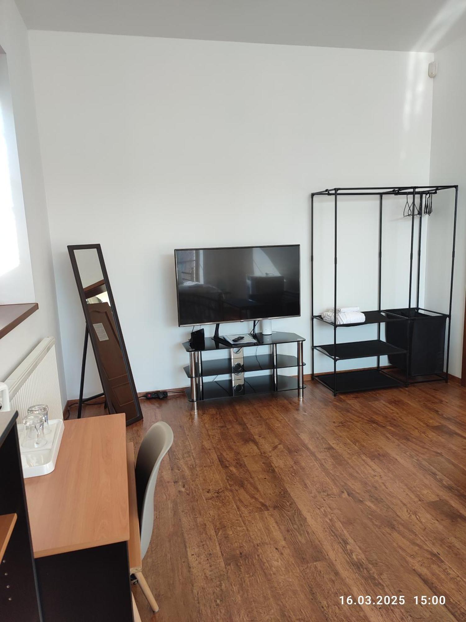 Villa Homestay Nad Helmrovkou Praag Buitenkant foto